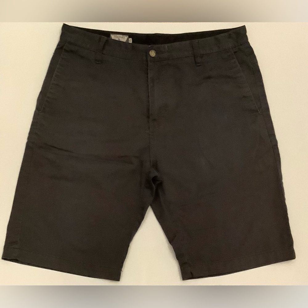 Volcom Mens Chino Shorts | Size 33
